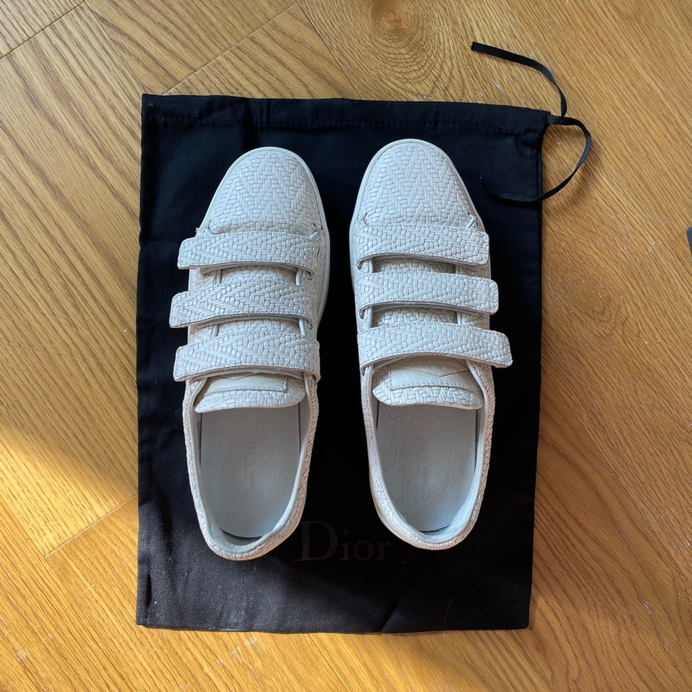 Rag and Bone off white leather shoes.
